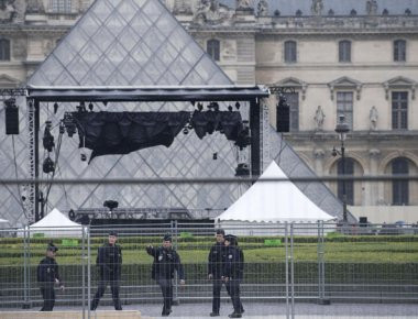 Λήξη συναγερμού για το Μουσείο του Λούβρου - Ήρθησαν οι περιορισμοί